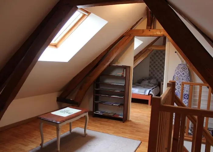 Maison Avec Cour Fermee * Gratibus